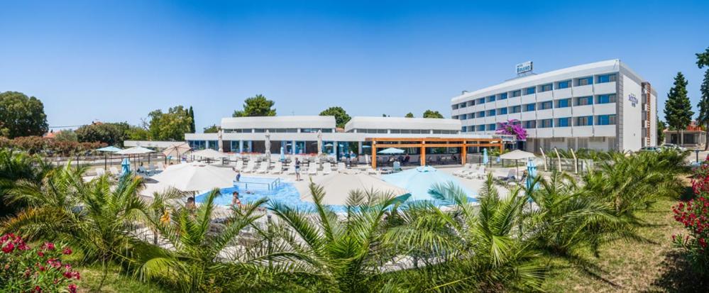 Hotel Bolero Biograd Na Moru Exterior foto